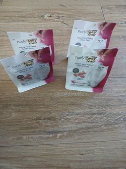 Purely Fancy Feast Natural Hand Flaked Salmon Treats