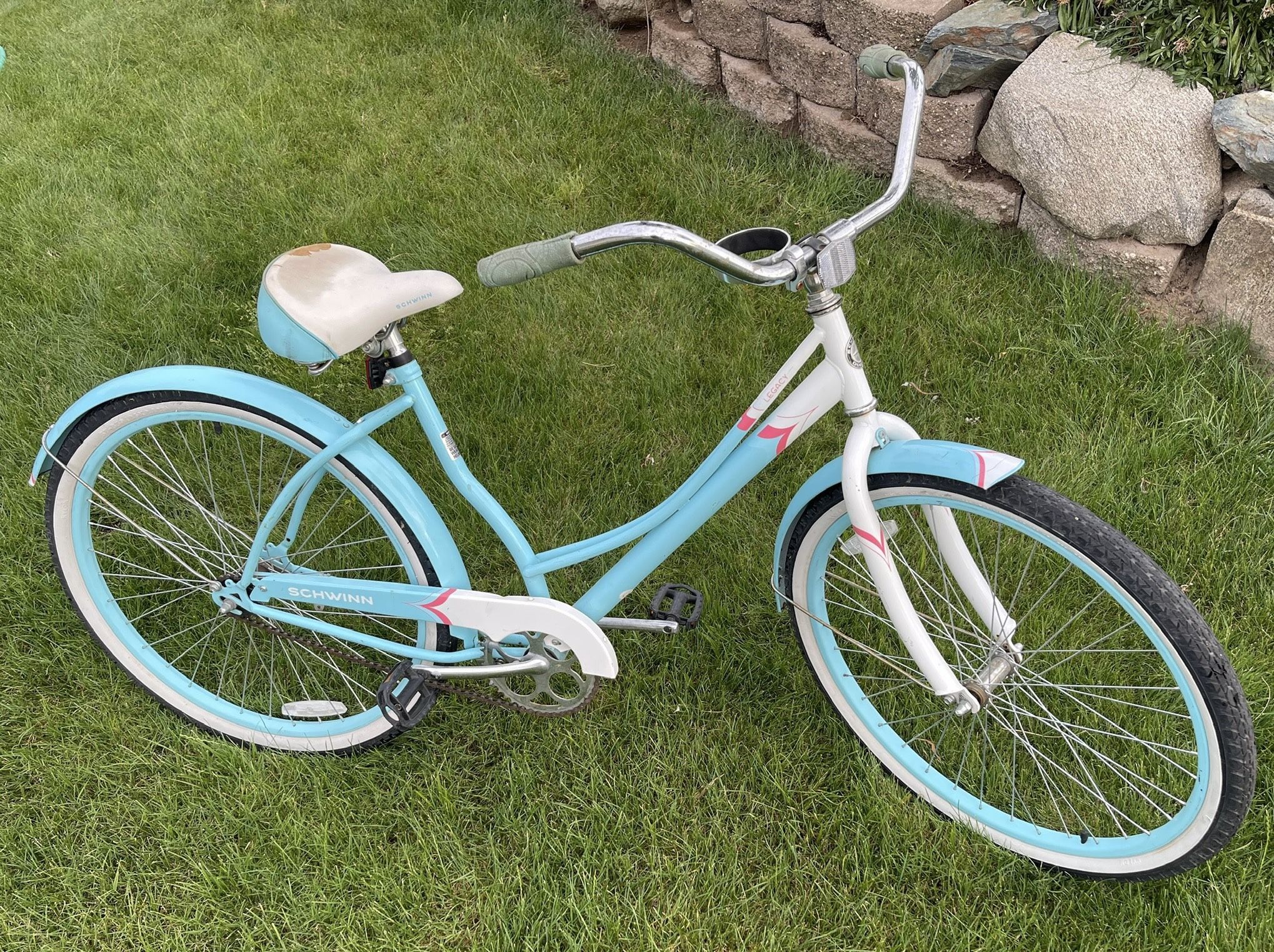 Schwinn Beach cruiser