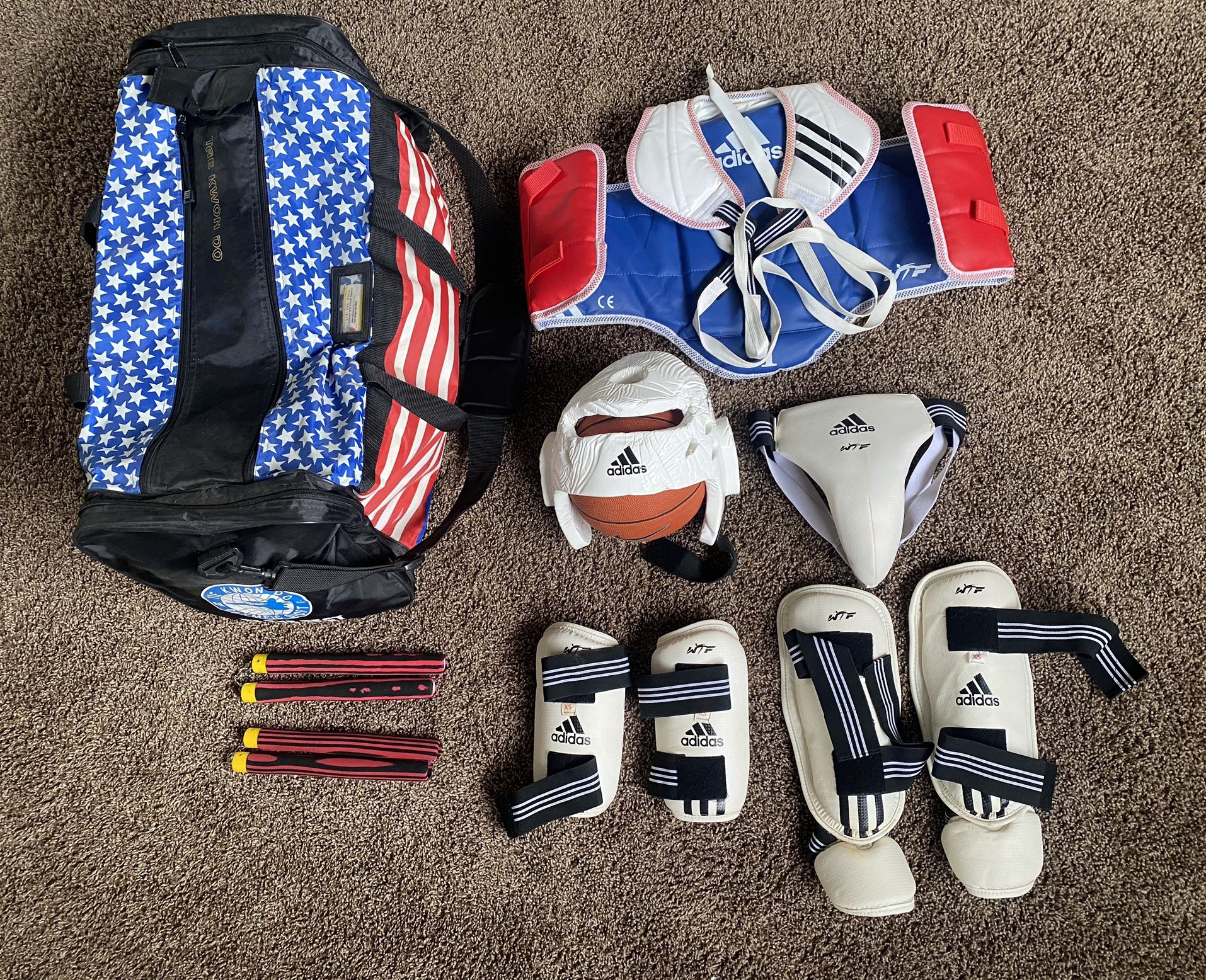 Adidas Taekwondo Custom Ultimate Sparring Gear Set w/Team USA Bag & Numb chucks.