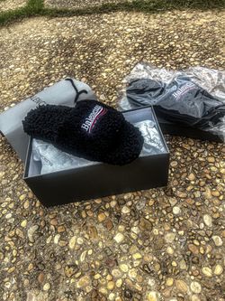 Balenciaga Fur Slides, Black, 10.5