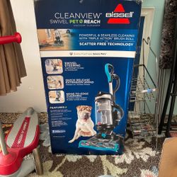 Bissell Swivel Vacuum Cleaner