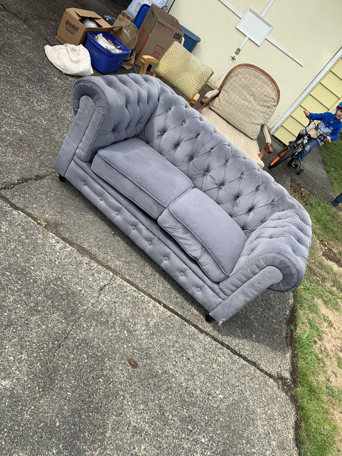Free Loveseat for Sale in Kent, WA OfferUp