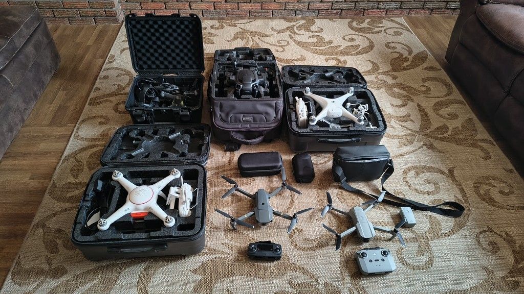 6 Drones Diferent.