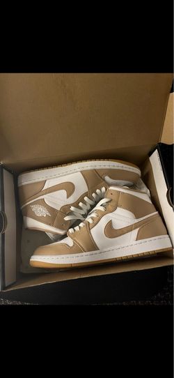 Air Jordan 1 Mid 'Tan/Gum'