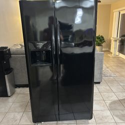 Frigidaire Side-by-Side Refrigerator - 35.6” Wide - Ice & Water Dispenser