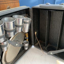 Vintage Portable Wine/Champagne/ Cocktail Case