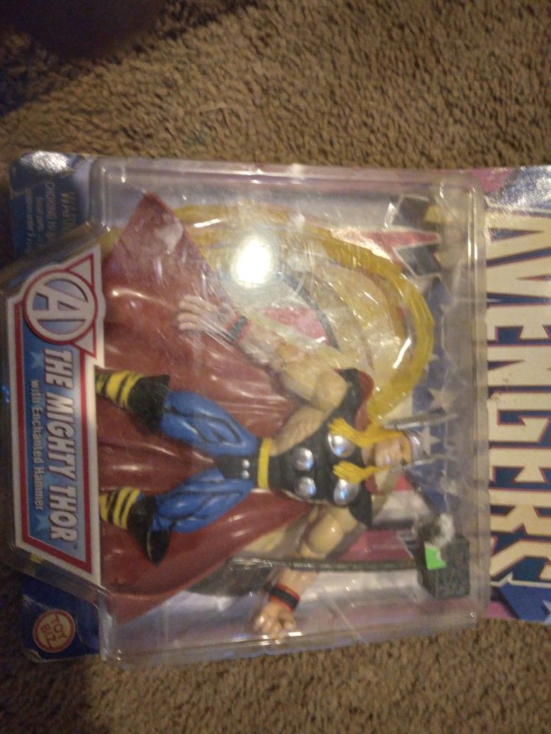 Thor Figure