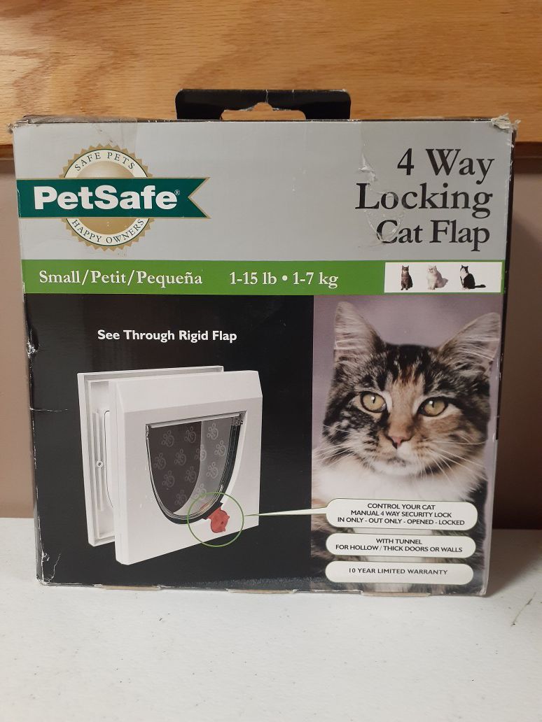 Petsafe 4 Way Locking Cat Flap Size Small 1-15LB 8-7/8" x 8-78"