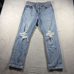 Levi’s 501 Women’s Size 32x30 Light Wash Jeans Denim Distressed Y2K #2062