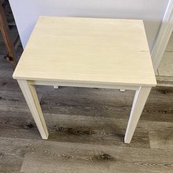 Small End/Side Table, Distressed White, 21x17x22