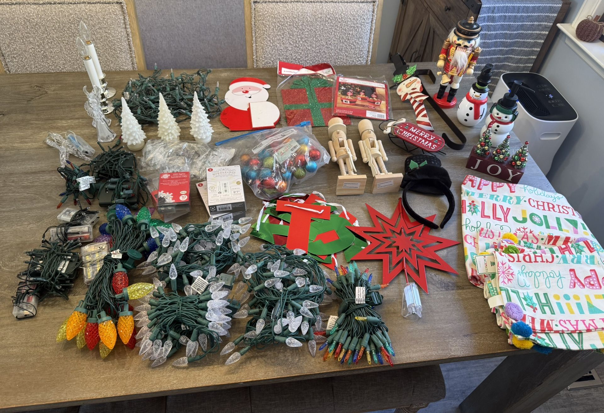 Christmas Lights and Decor