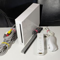 Nintendo Wii Complete Working - Games Available