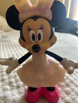 Singing Minnie Mouse toy