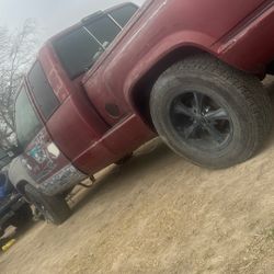 Part Out 95 Chevy Silverado 