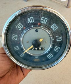 vw early working 12/65 beetle speedometer