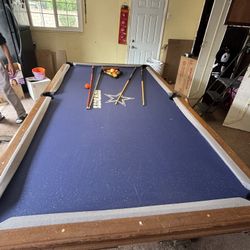Pool table
