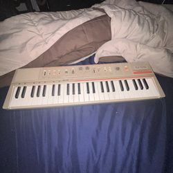 Casio Casiotone MT-46 Keyboard