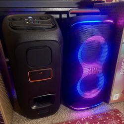 JBL Partybox Club Live 120 Portable Bluetooth Party Speaker w/ 200 W of JBL Pro Sound • No Mic