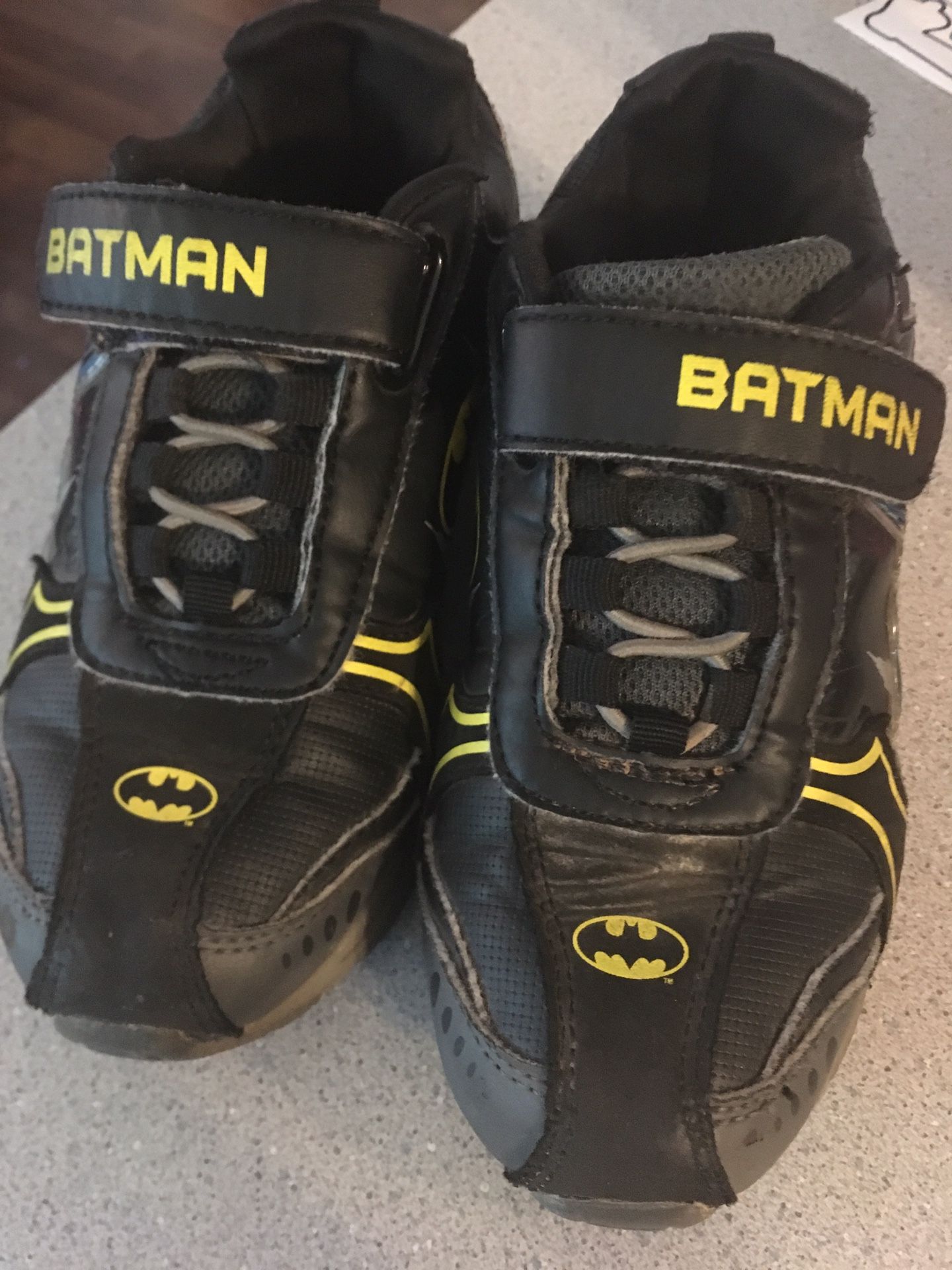 Batman shoes size 12 for toddler