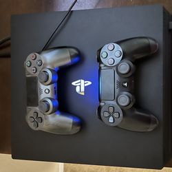 PS4 Console