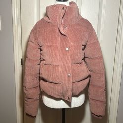 Women’s Corduroy Crop Puffer Jacket
