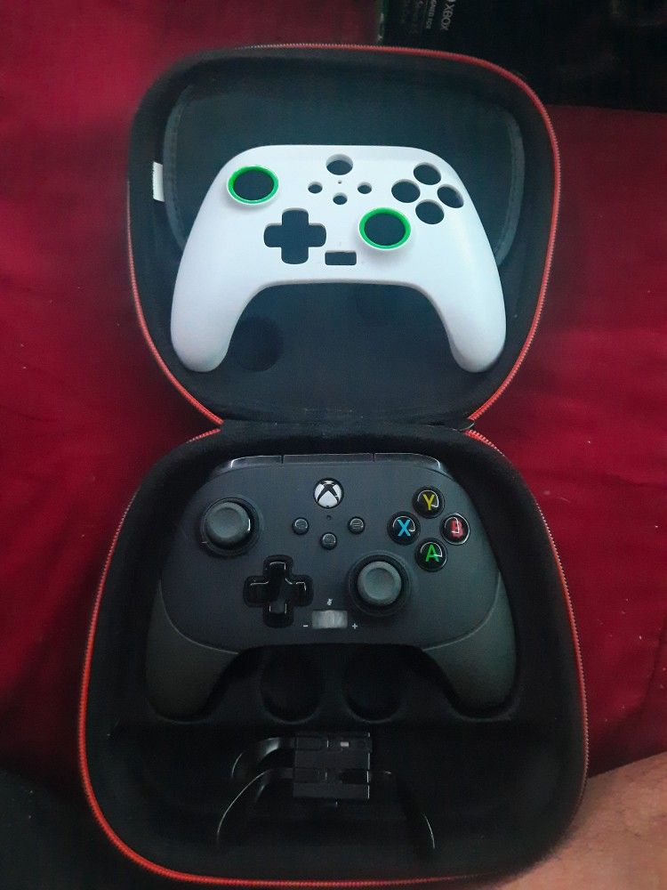 Fusion Pro 2 XBOX Controller