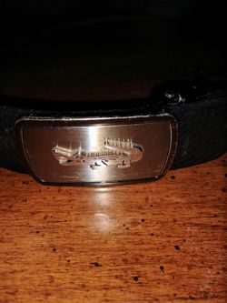 Lacoste Buckle leather belt.