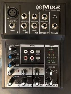 Mackie Mix5 Portable Mixer