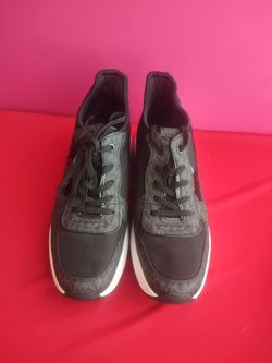 Michael kors sneakers shoes black white size 10M