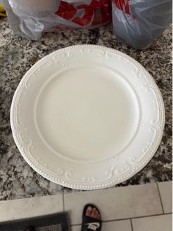 10 Restaurant ceramic plates