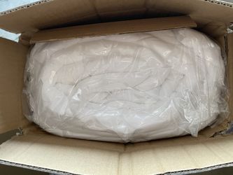 Brand New : Queen Size White Blanket 