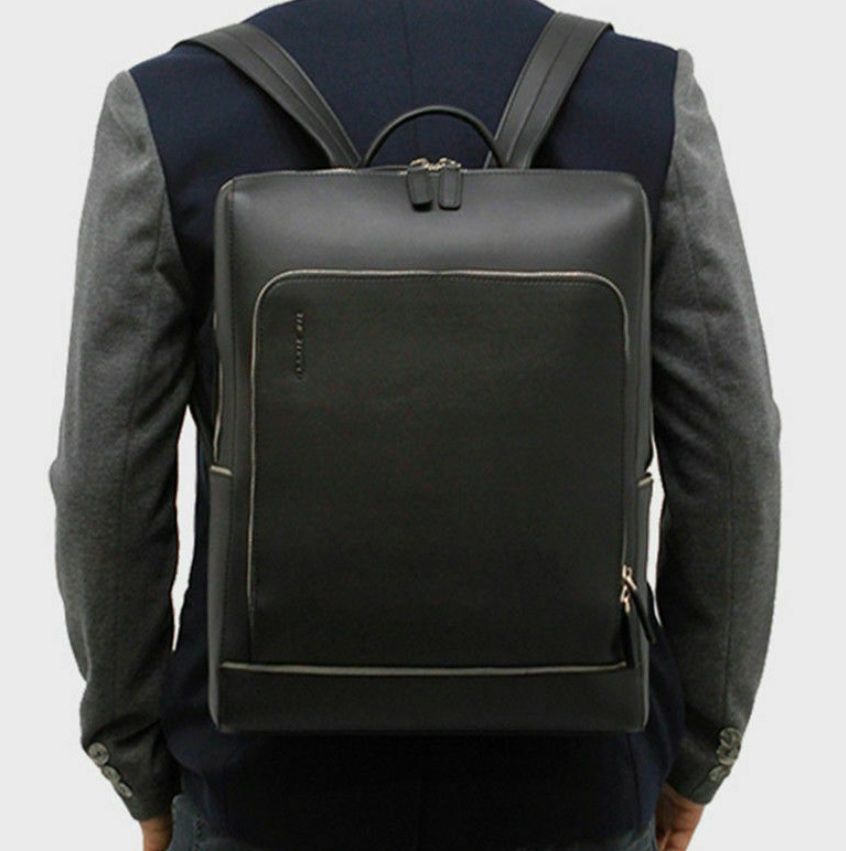 Sleek Men’s Business Backpack