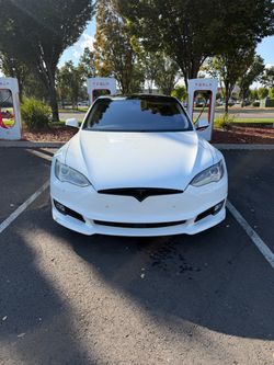 2014 Tesla Model S
