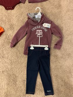 Texas AM sweatshirt and pants 3T brand new with tags