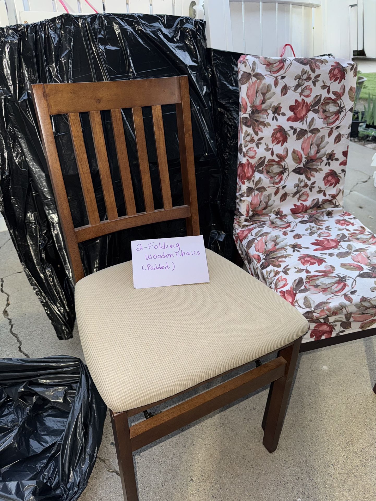 Folding Wooden Chairs 