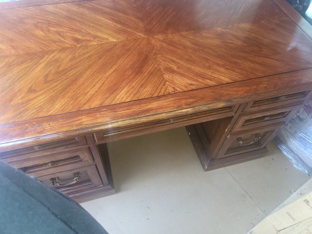 All Wood Desk With Glass Top $100