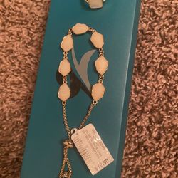 Rings 6 1/2  With Bracelet