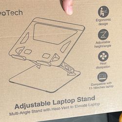 Adjustable laptop and ipad stand