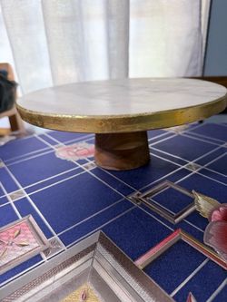 Marble Cake stand