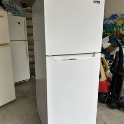 Magic Chef Refrigerator/Freezer