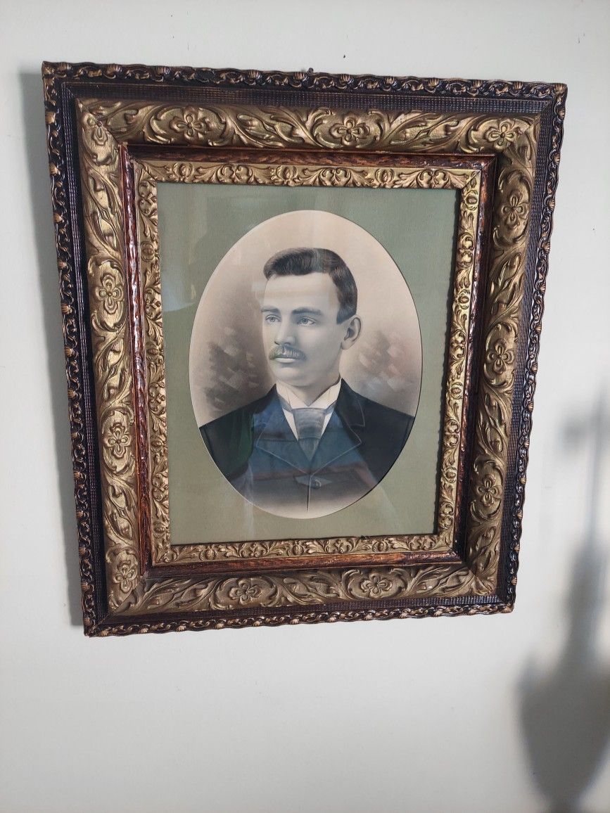 Antique Vintage Ornate Wood Rococo Gold Leaf Guilt Frame with Portrait of Gentleman.