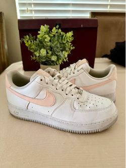 Woman Air Force 1 “pale coral”