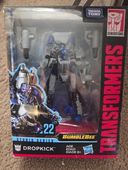 Deluxe Dropkick & Bumblebee 4.5 in Action Figure
