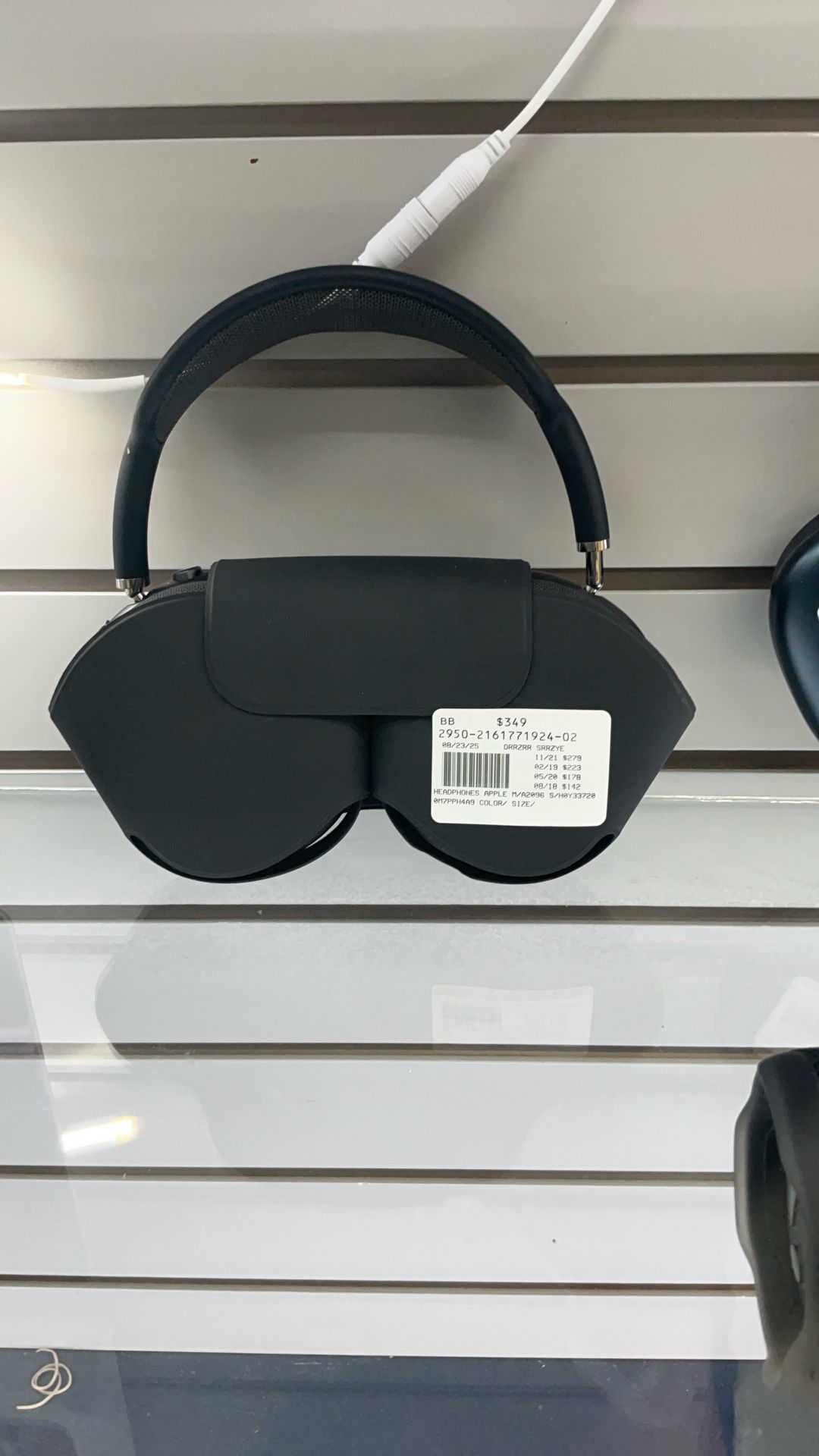 AirPod Max Pro