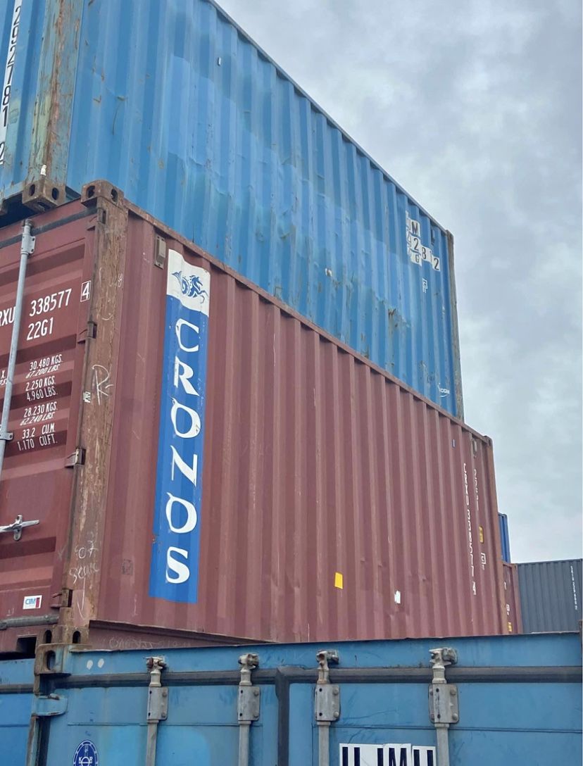 SHIPPING / STORAGE CONTAINERS W/ DELIVERY 20,40,40 HC .BUY/SELL. Financing & Lease Available!