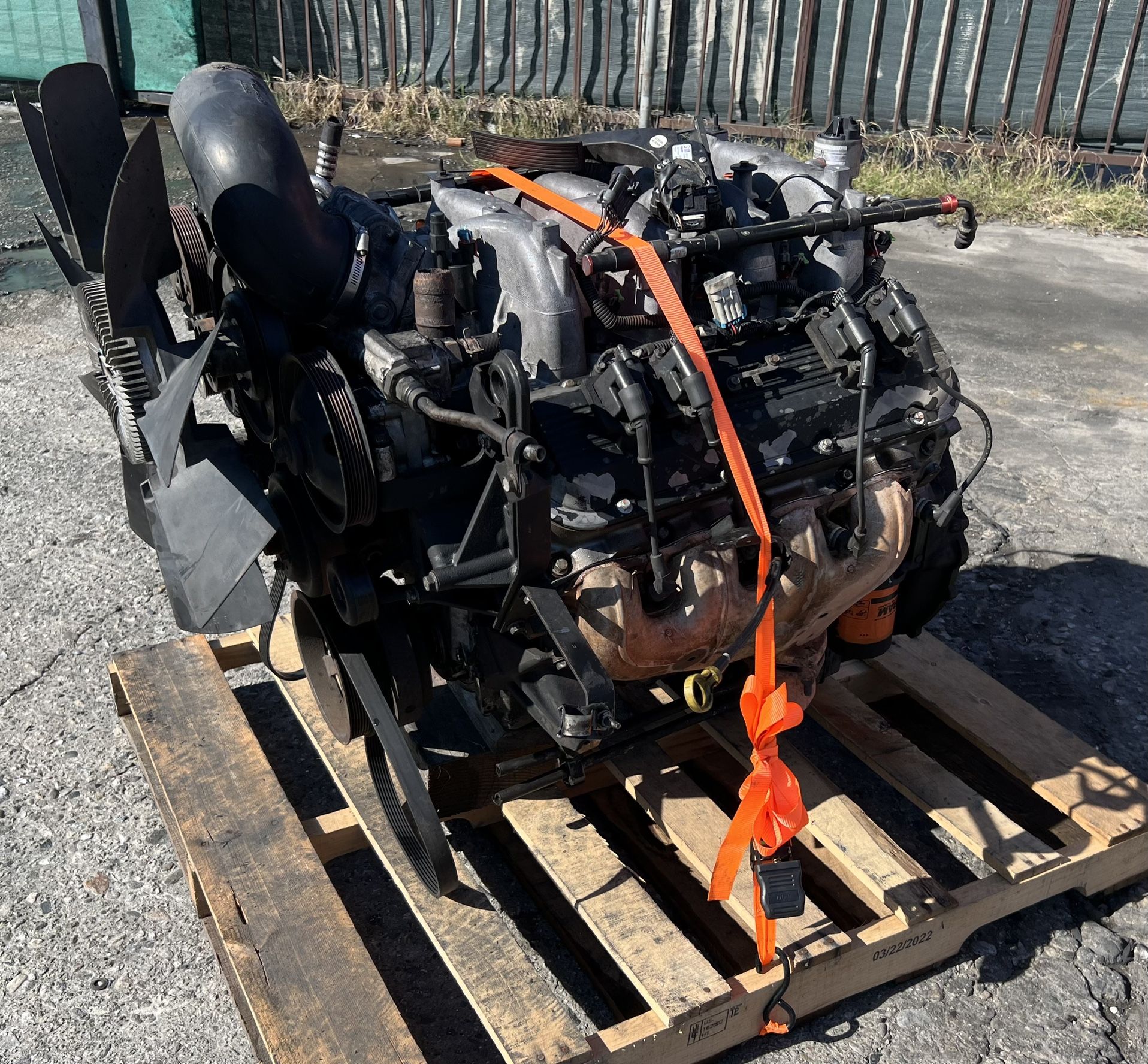 Big Block 496 8.1 LS Engine 8100 Vortec Chevy Gmc 06 for Sale in