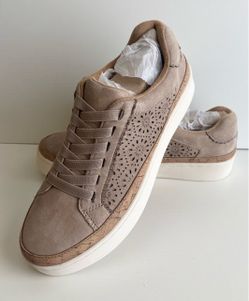 Earth bronze suede Kristal lace up sneakers -New in box