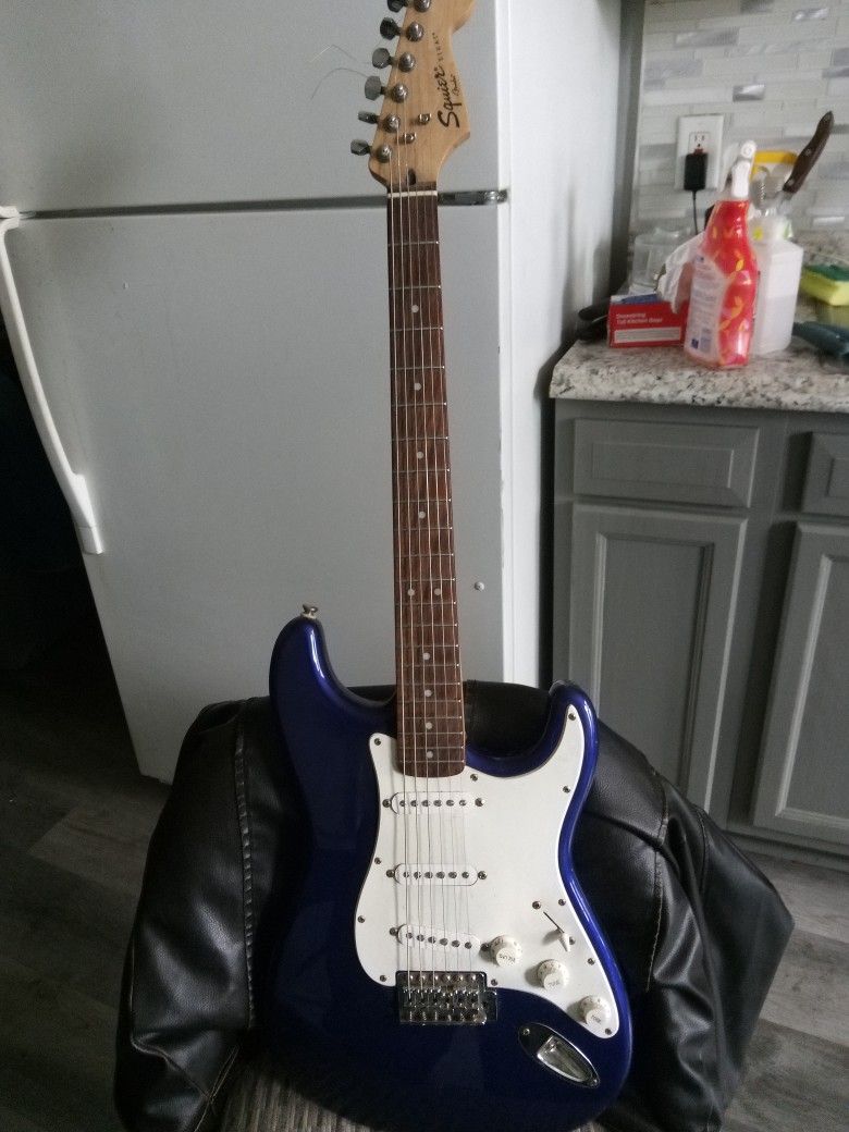Purple Squire Strat Full Size With Amp
