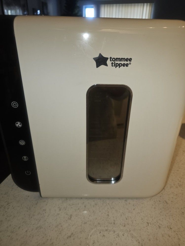 Tommee Tippee Ultra UV 3-in-1 UV Sterilizer, Dryer & Storage