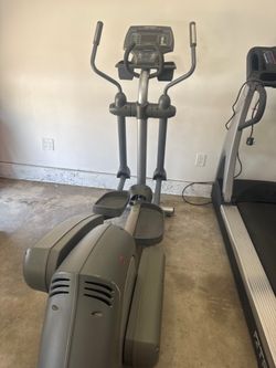 Life fitness 95Xi elliptical